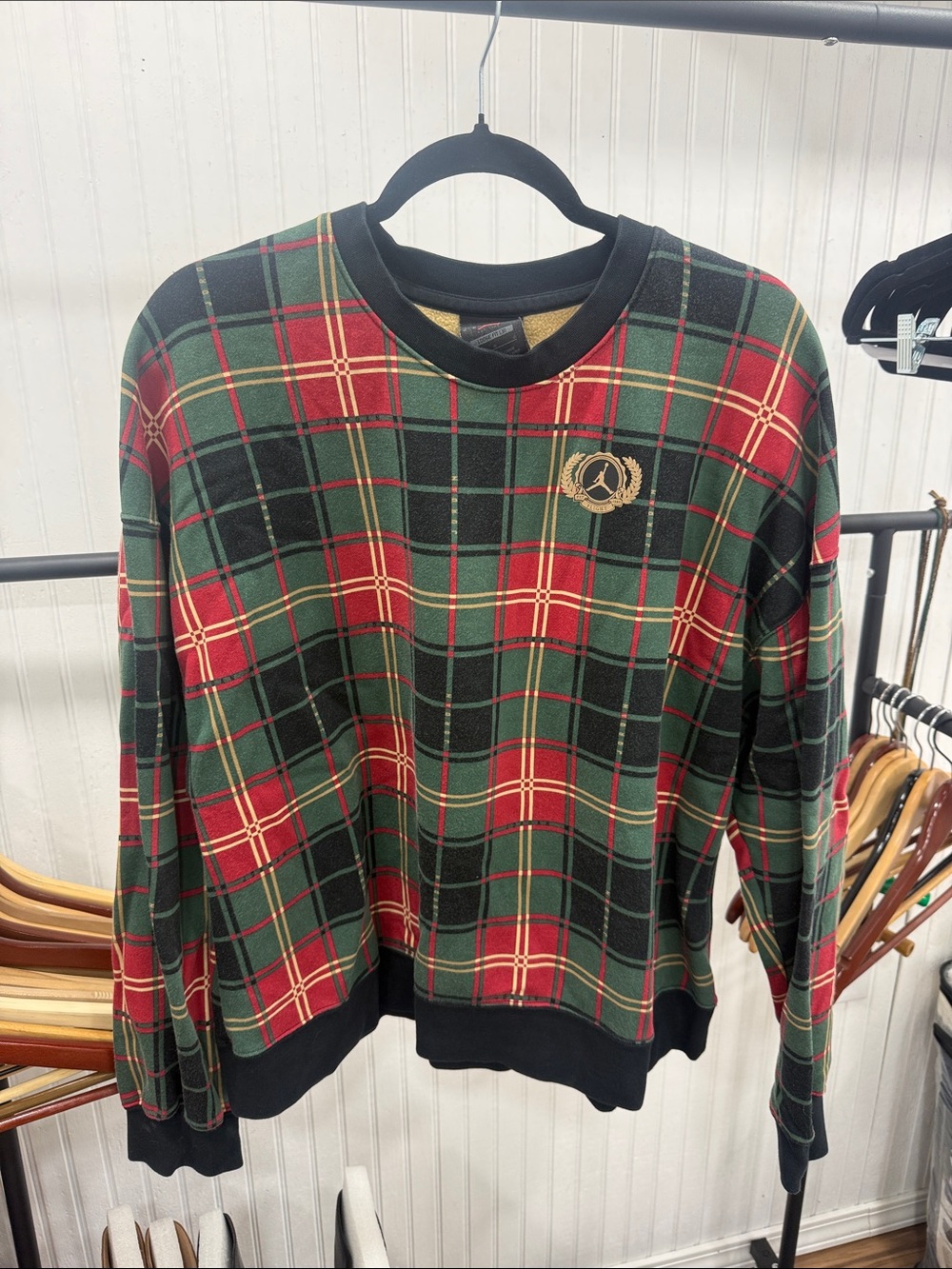 Like New Wimens Jordan Plaid Crewneck Sweatshirt - Size Large
